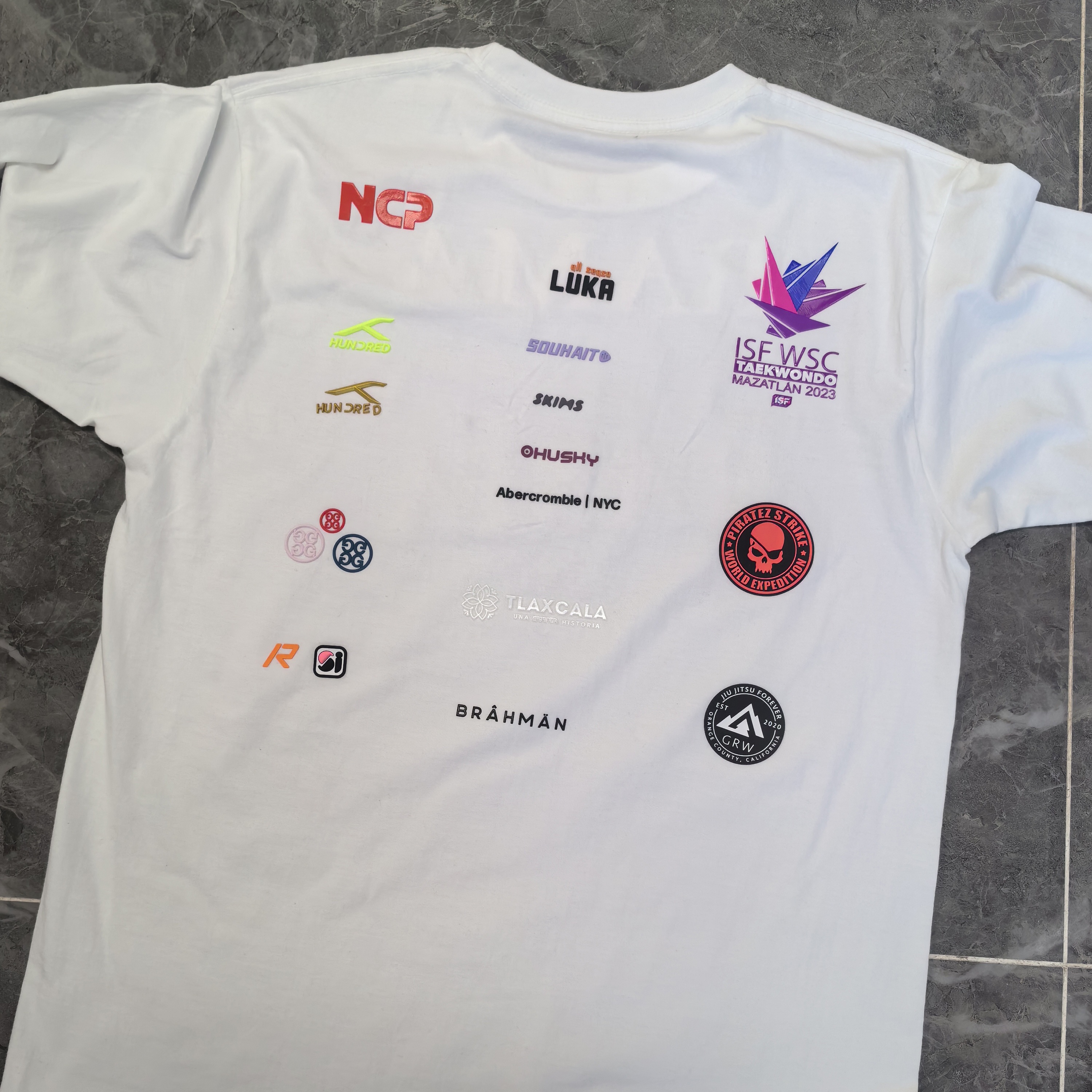 Custom Brand Luxury Clothing 3D Silicone Logos High Density Soft Iron On Heat Transfer Patches For T-shirt