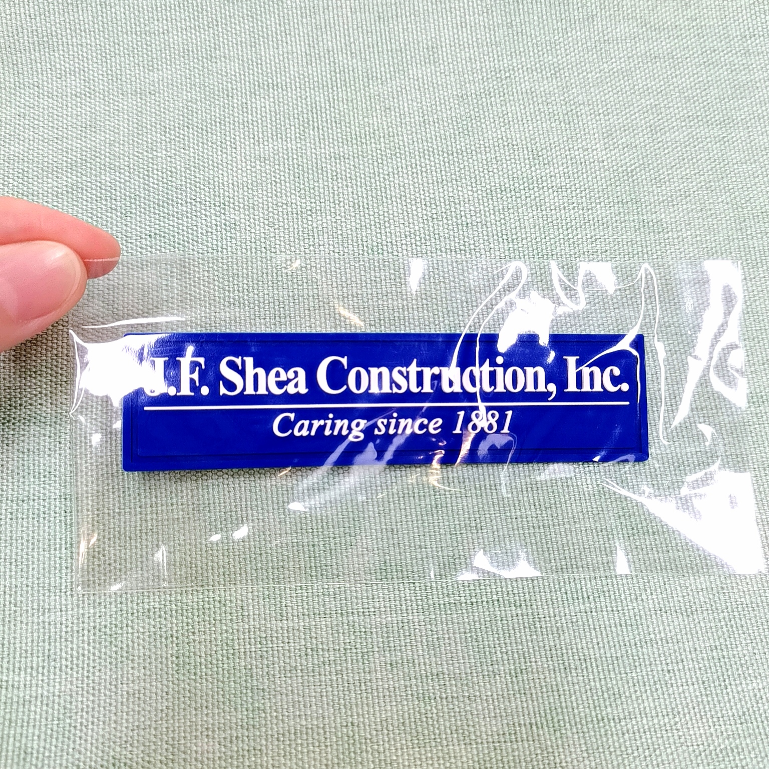 Eco-friendly New Design Customized Embossed Logo Silicone PVC 3D Soft Rubber Patches For Garment