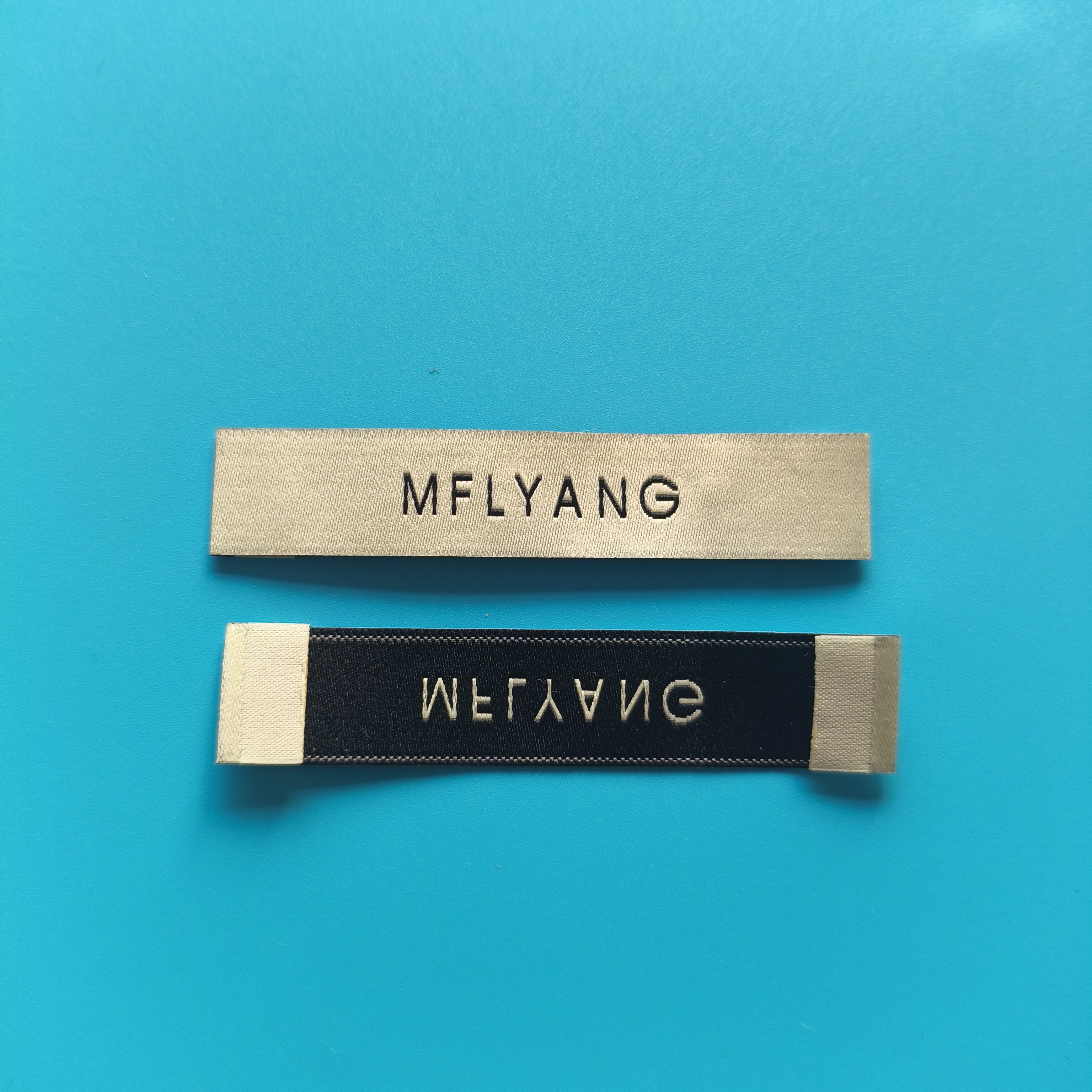 Wholesale Brand Design Luxury Woven Labels Multi Color Garment Apparel Neck Tag Personalized Custom Sew on Clothing Woven Labels